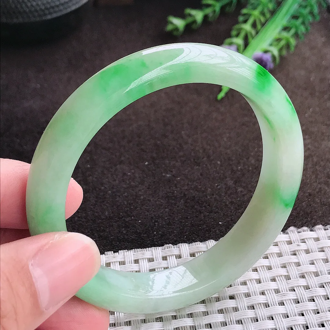 自然光56/11.9/8.2老坑精美飘阳绿手镯宽边翡翠玉镯美人镯