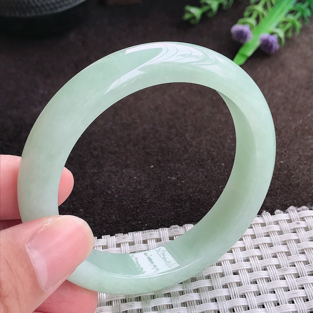 自然光55/12.6/8.2老坑秀气冰润冰晴绿手镯宽边翡翠玉镯美人镯