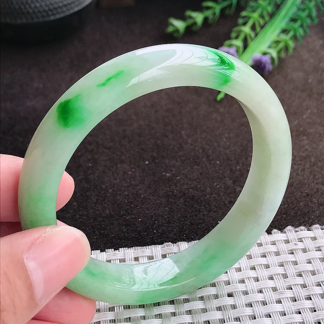 自然光56/11.9/8.2老坑精美飘阳绿手镯宽边翡翠玉镯美人镯