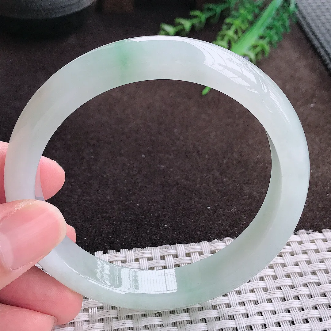 自然光63/12.7/8.6老坑冰胶水灵飘花大圈口手镯宽边翡翠玉镯美人镯