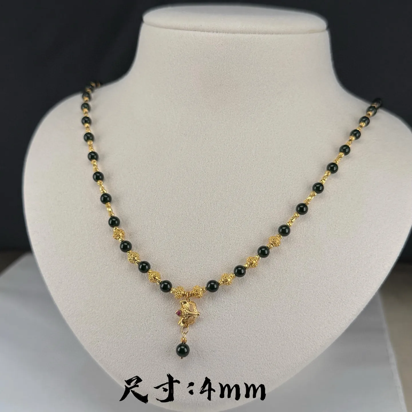 精品墨翠珠子项链 种好色正