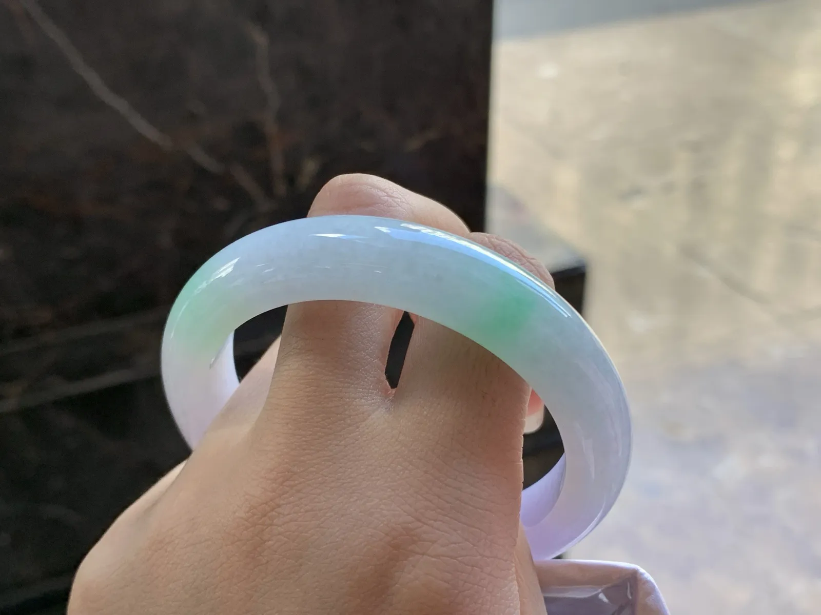 55.5-11.8-9

春带彩手镯^_^鲜艳