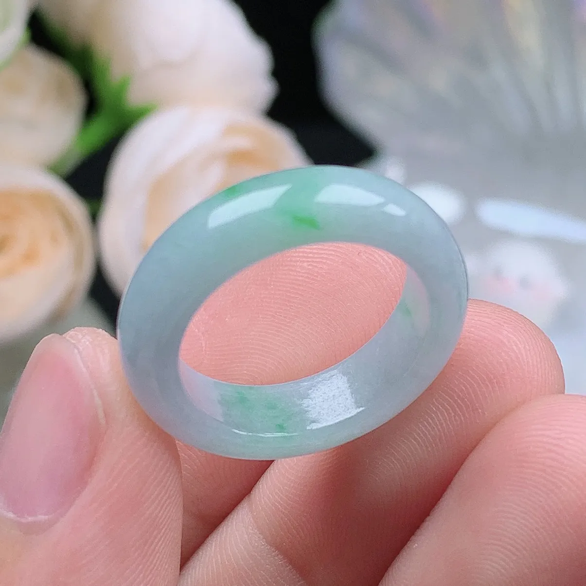 缅甸翡翠老坑种翡翠水润飘绿戒指玉指环  水润通透 尺寸：17.8-6.1-3.7mm 16号圈口1S