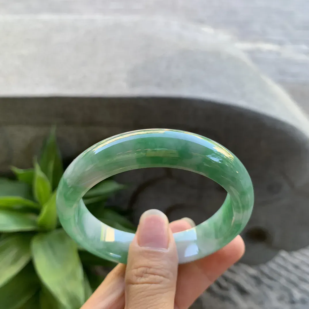 圈口55.8-13.2-7.8 【满辣绿正圈手镯】正圈55 56可戴