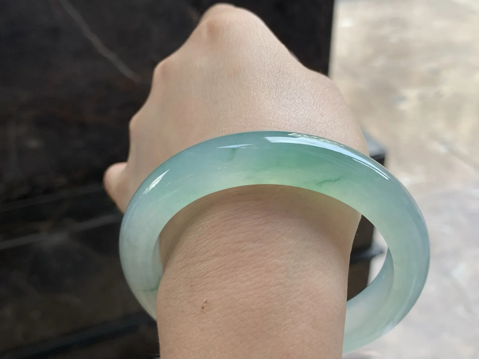 60.5-13.2-9.2

冰晴手镯^_^飘绿冰透