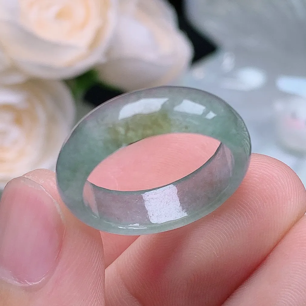 缅甸翡翠老坑种翡翠水润晴底飘黄戒指玉指环  水润通透 尺寸：18.4-6.3-2.7mm 18号圈口1S