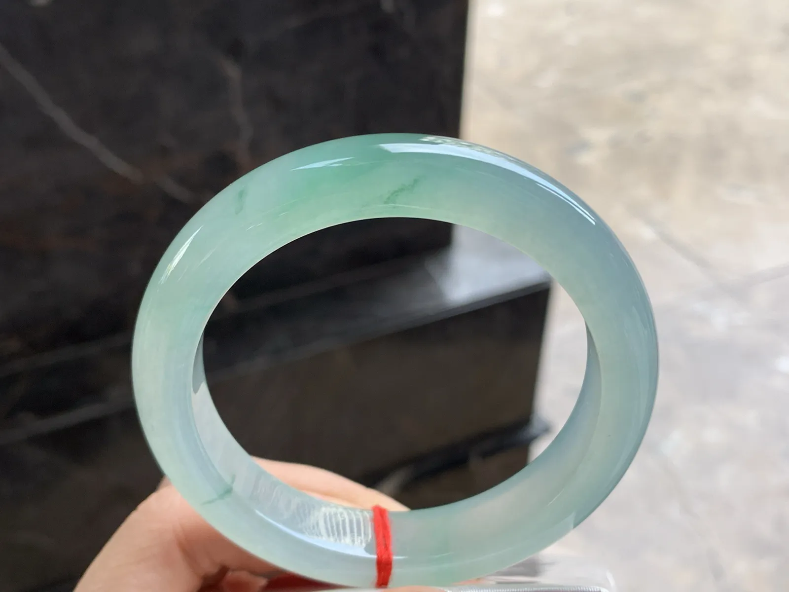 60.5-13.2-9.2

冰晴手镯^_^飘绿冰透