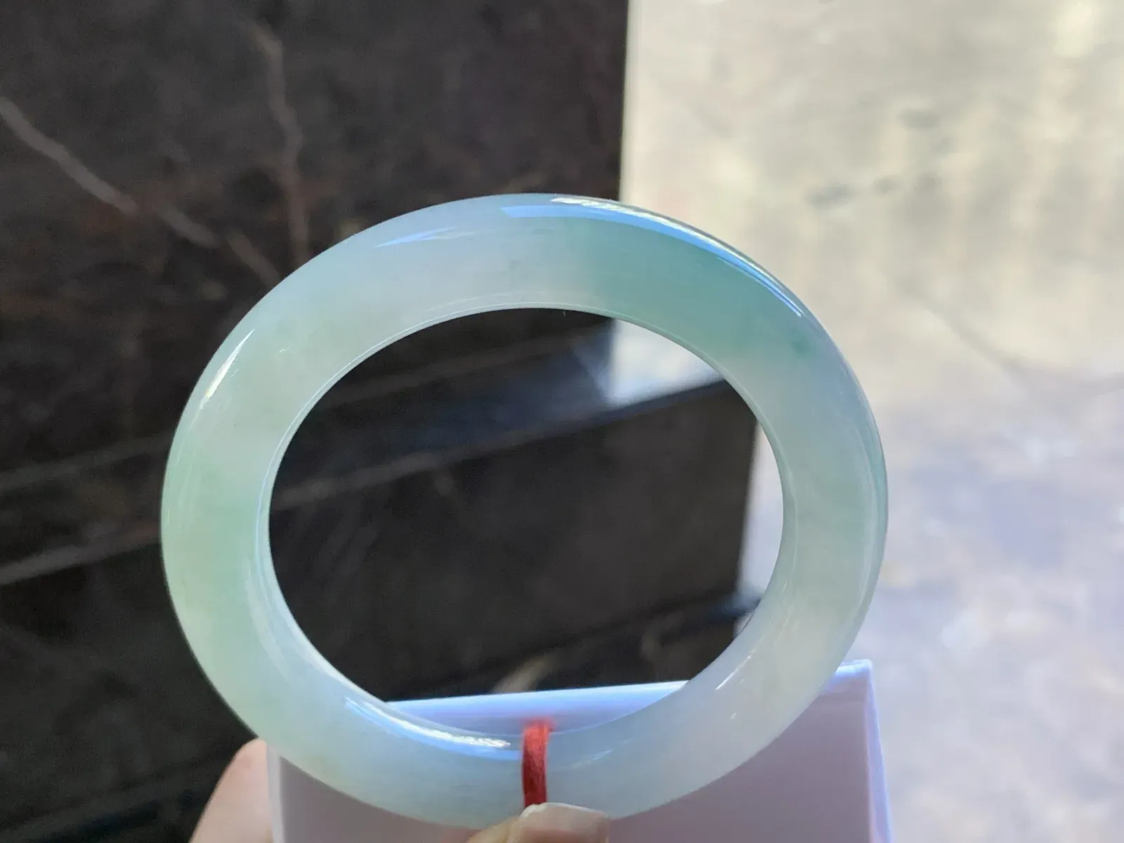 55.5-10.5

绿花圆条手镯清新