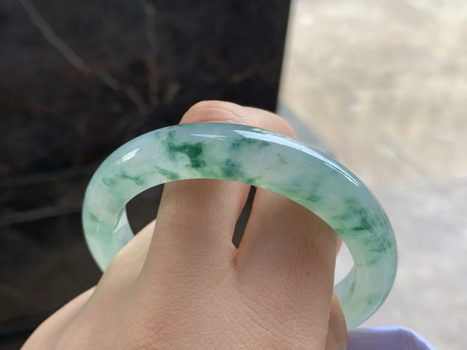 52.5-10.7-8.2

冰飘花手镯^_^飘花灵韵