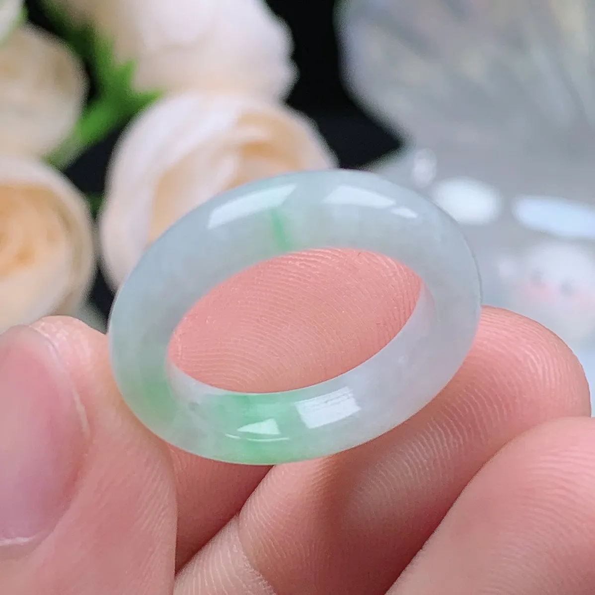 缅甸翡翠老坑种翡翠水润飘绿戒指玉指环  水润通透 尺寸：16.2-4.6-3.6mm 12号圈口1S