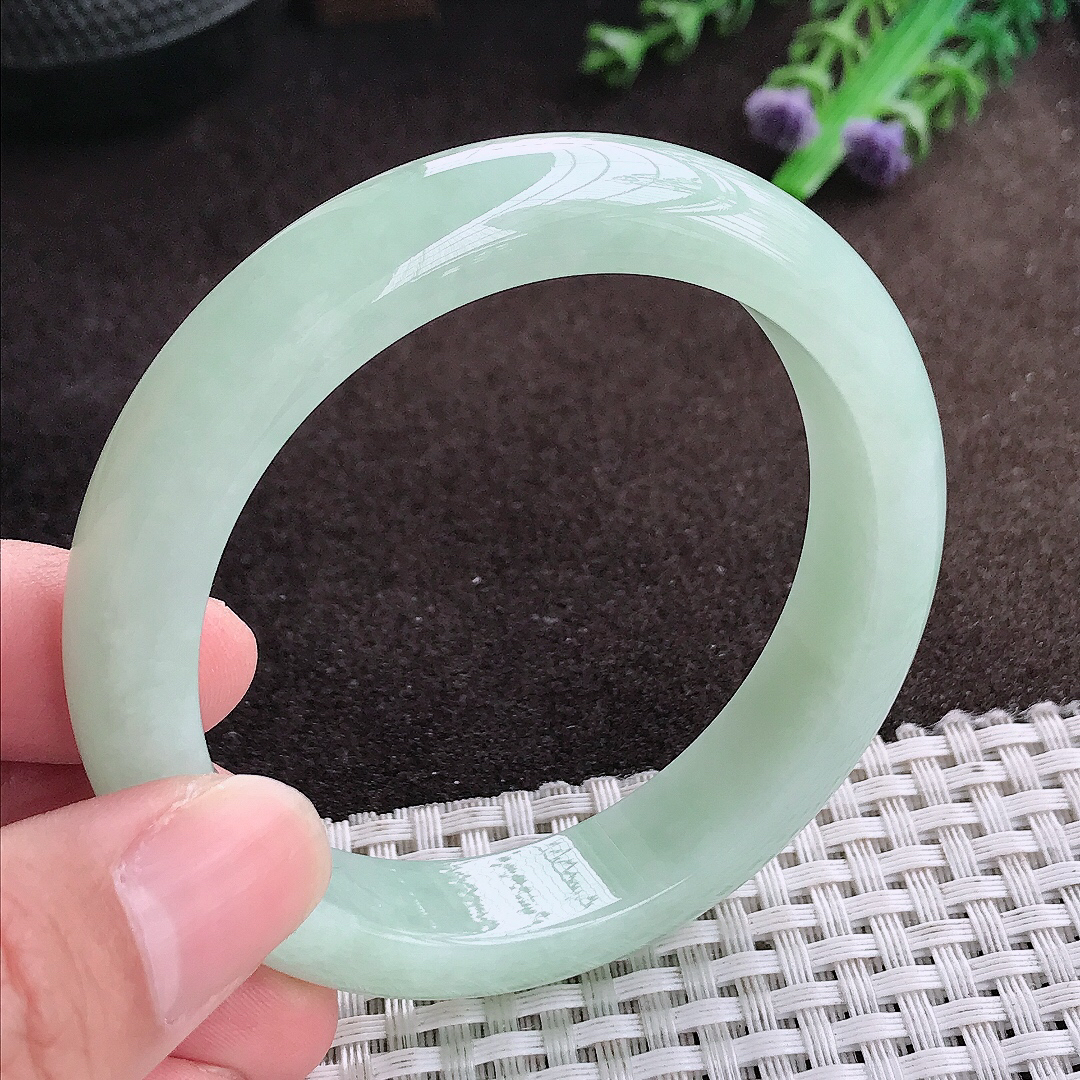 自然光55/12.6/8.2老坑秀气冰润冰晴绿手镯宽边翡翠玉镯美人镯