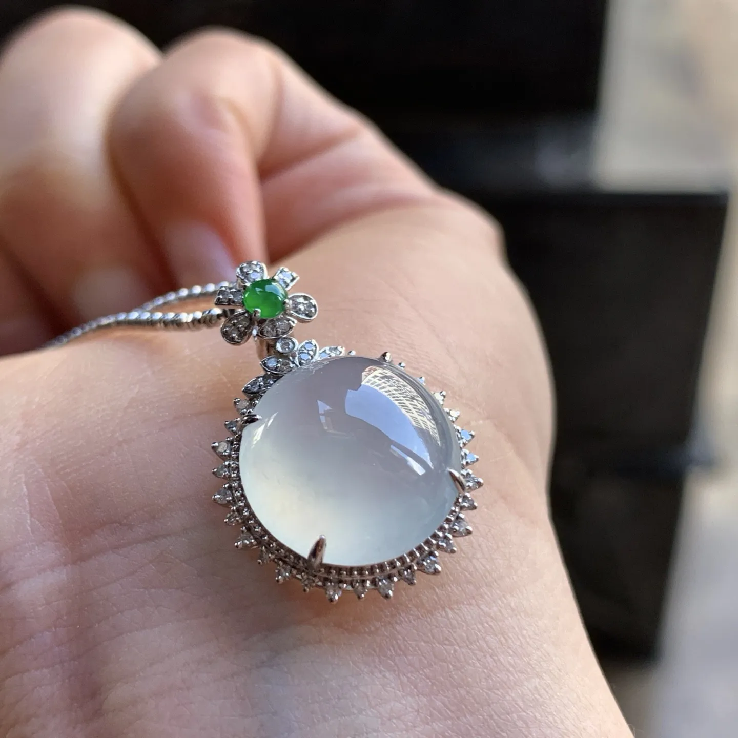 金钻镶嵌冰吊坠^_^水润清透