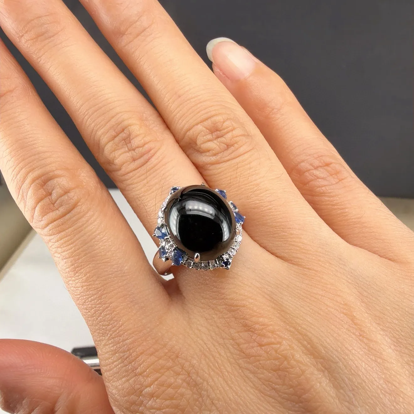 精品18k墨翠女戒 重金豪镶 打灯通透 油性十足 尺寸14