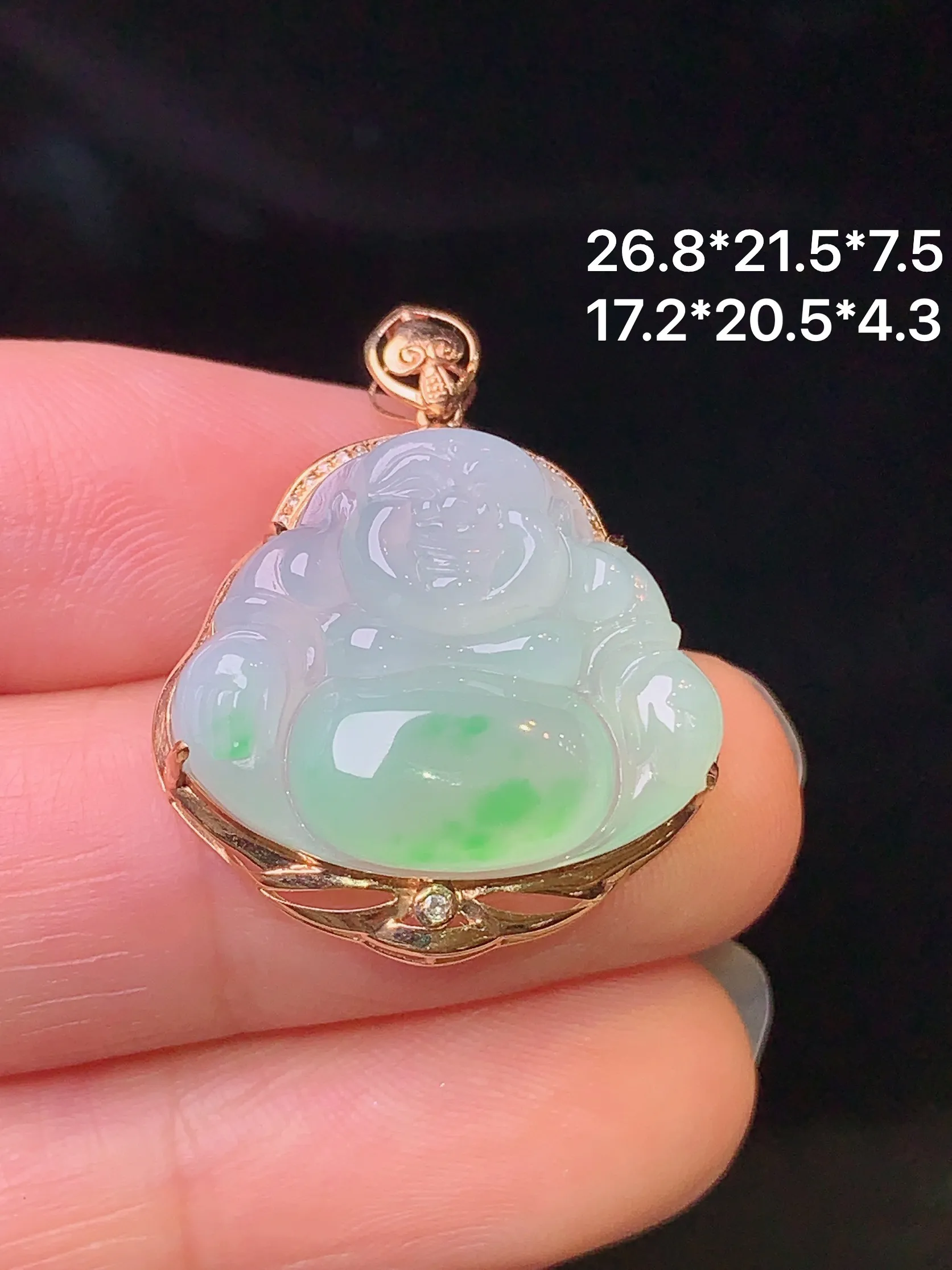 18k金镶嵌飘绿佛公吊坠 玉质细腻 色泽艳丽 整体尺寸26.8*21.5*7.5