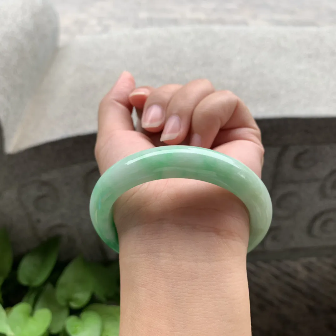 圈口54.7-12.3-9 【辣阳绿正圈手镯】正圈54 55可戴