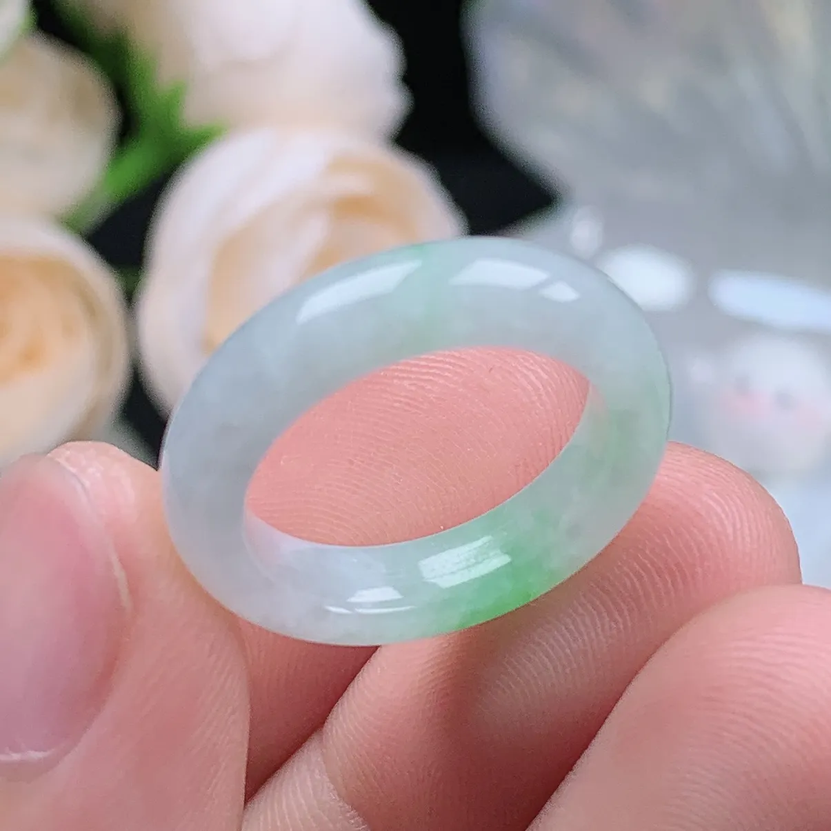 缅甸翡翠老坑种翡翠水润飘绿戒指玉指环  水润通透 尺寸：16.2-4.6-3.6mm 12号圈口1S