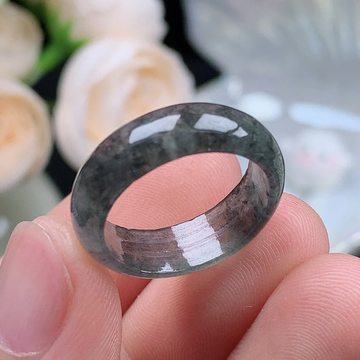 缅甸翡翠老坑冰种翡翠水润起胶冰乌鸡戒指玉指环  水润通透 尺寸：17.3-6.4-2.6mm 14-