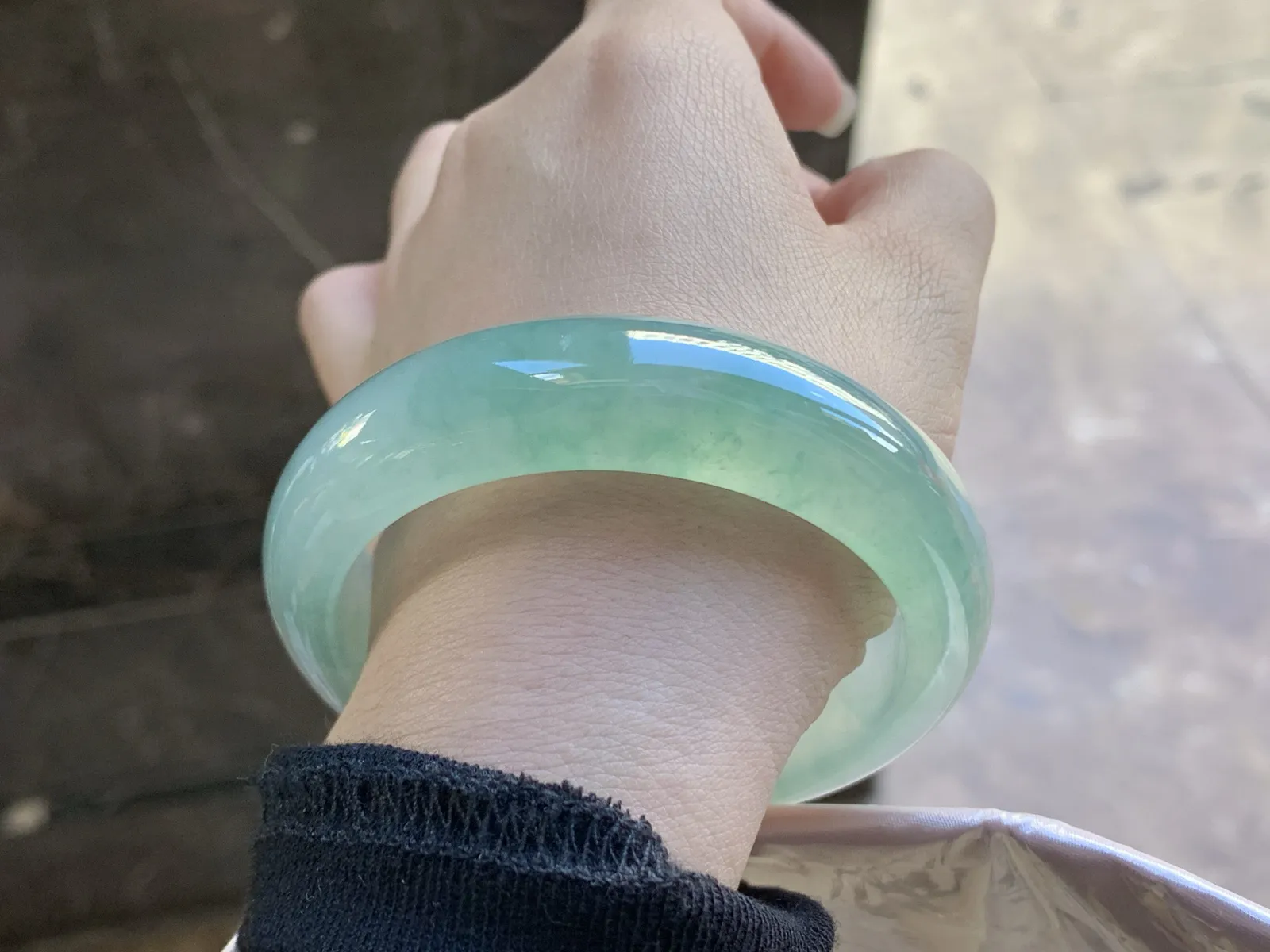 56.5-16-9

冰晴宽版手镯^_^种水好