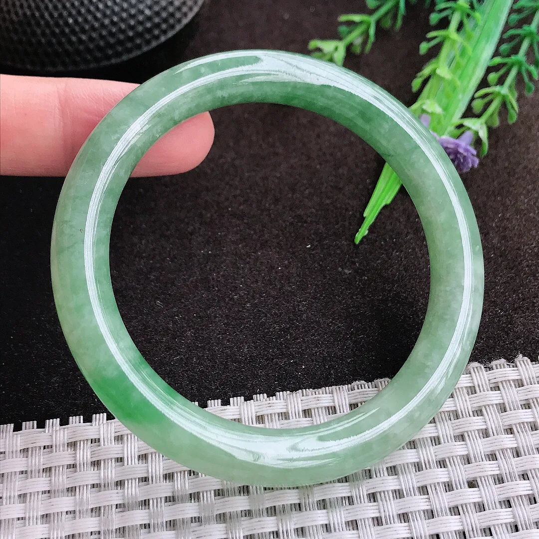 自然光56/9老坑冰润起胶满绿圆条手镯翡翠玉镯美人镯