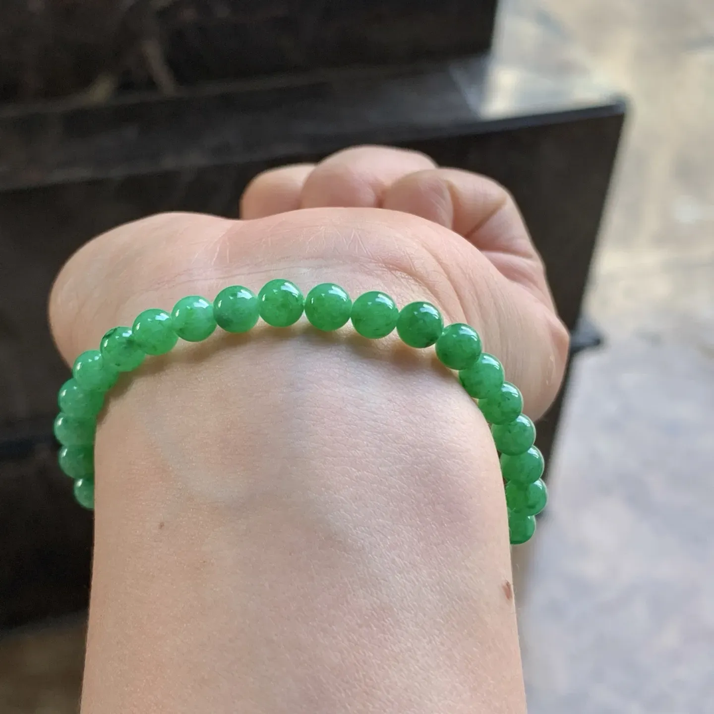 辣绿色珠串^_^颜色鲜艳