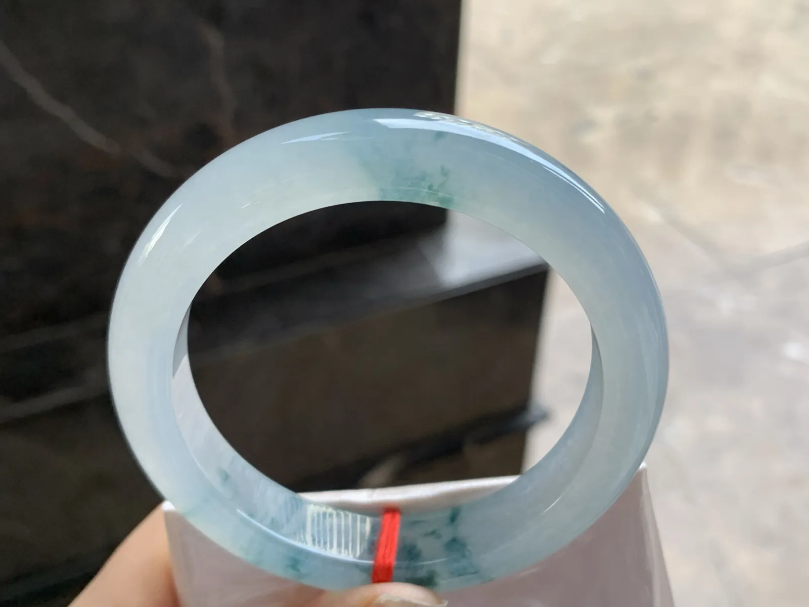 57-12.3-9.3

蓝花手镯^_^冰透