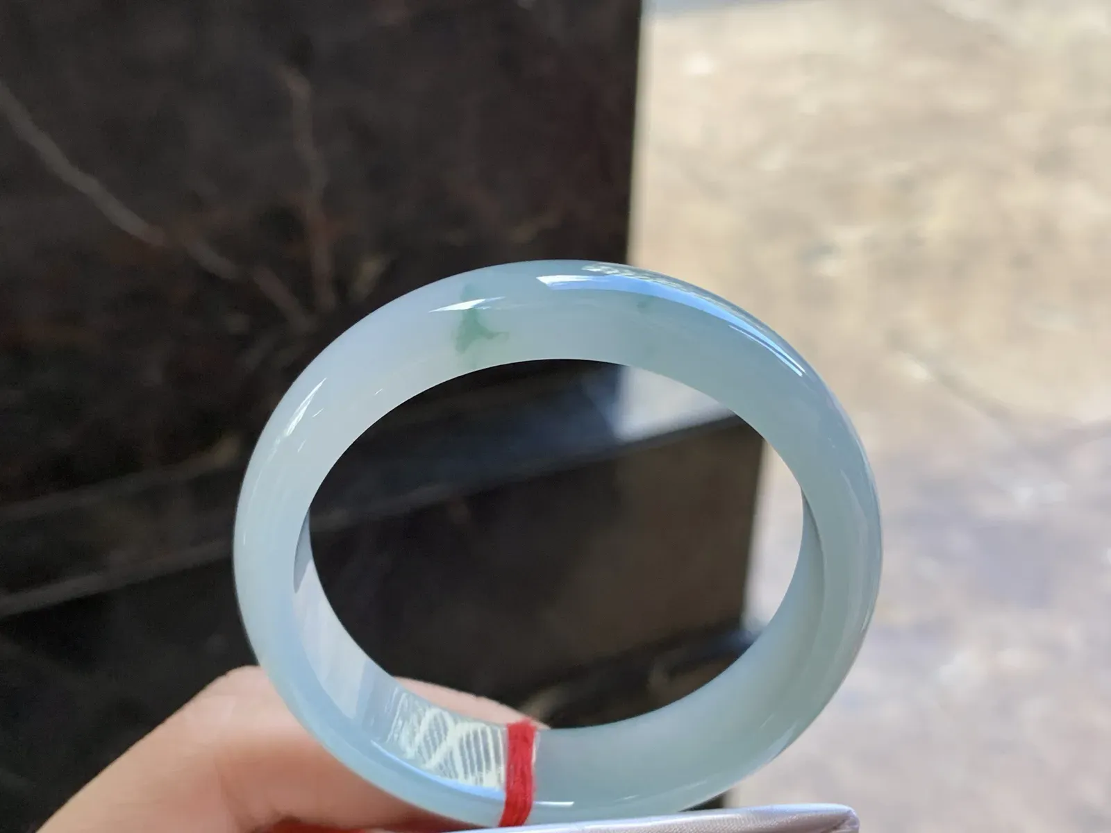 52-13-7.2

飘花手镯^_^玉质温润