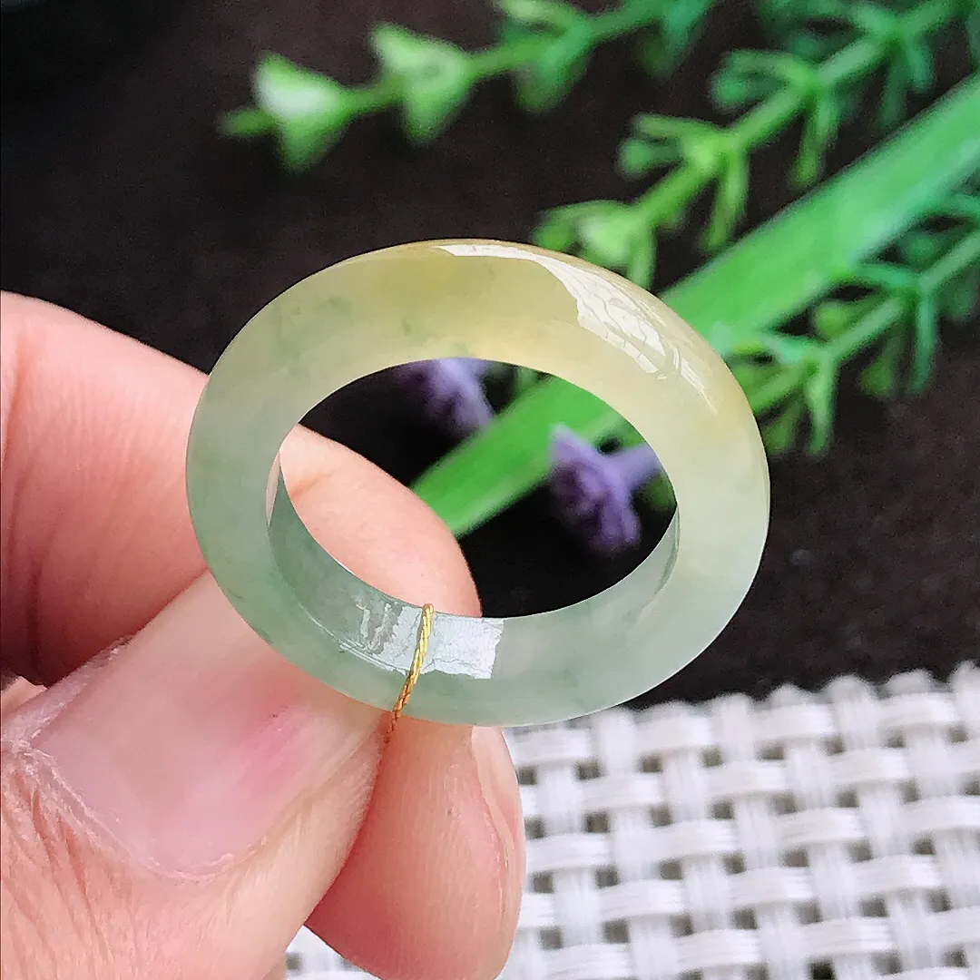 自然光17.8/5/4老坑冰胶水灵冰黄翡指环戒指翡翠玉环