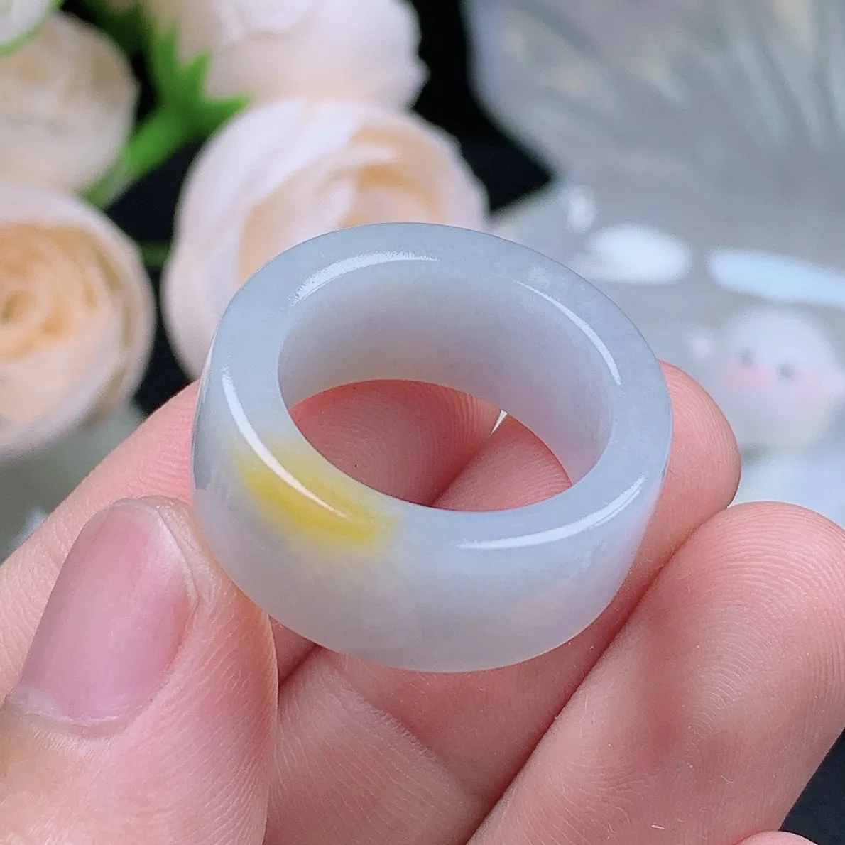 缅甸翡翠老坑种翡翠水润飘黄翡方戒戒指玉扳指  水润通透 尺寸：18.3-10.2-3.8mm 18号圈口1S