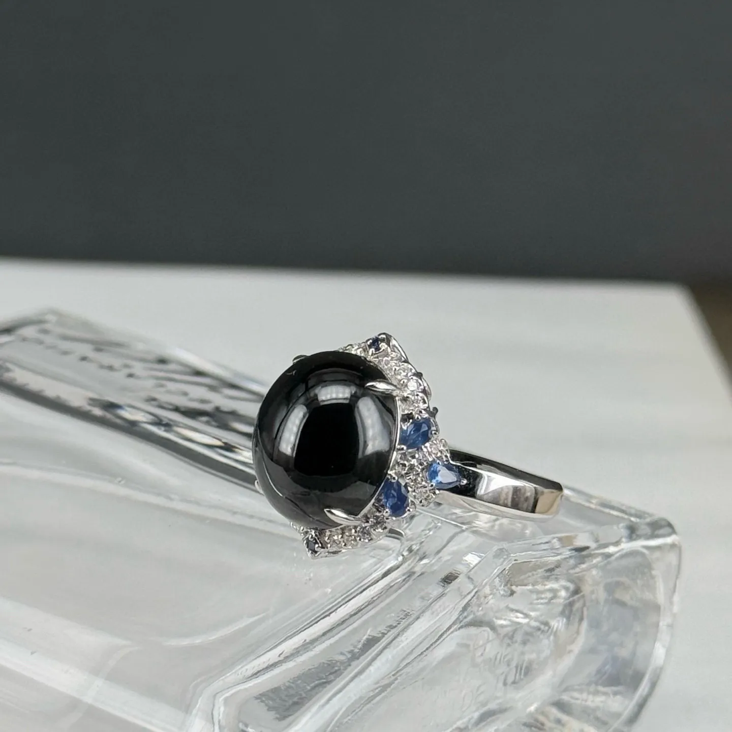 精品18k墨翠女戒 重金豪镶 打灯通透 油性十足 尺寸14