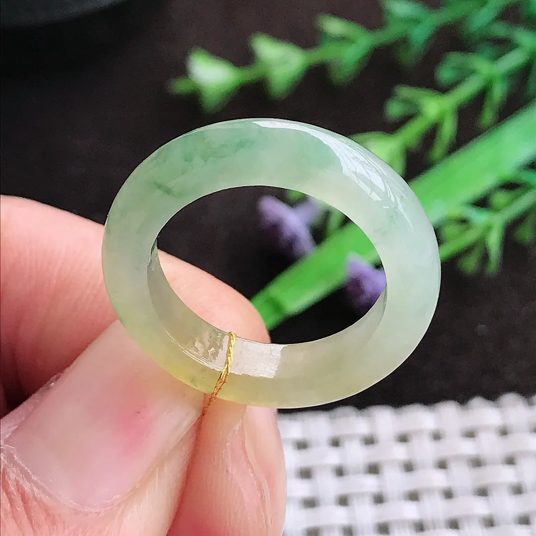 自然光17.8/5/4老坑冰胶水灵冰黄翡指环戒指翡翠玉环