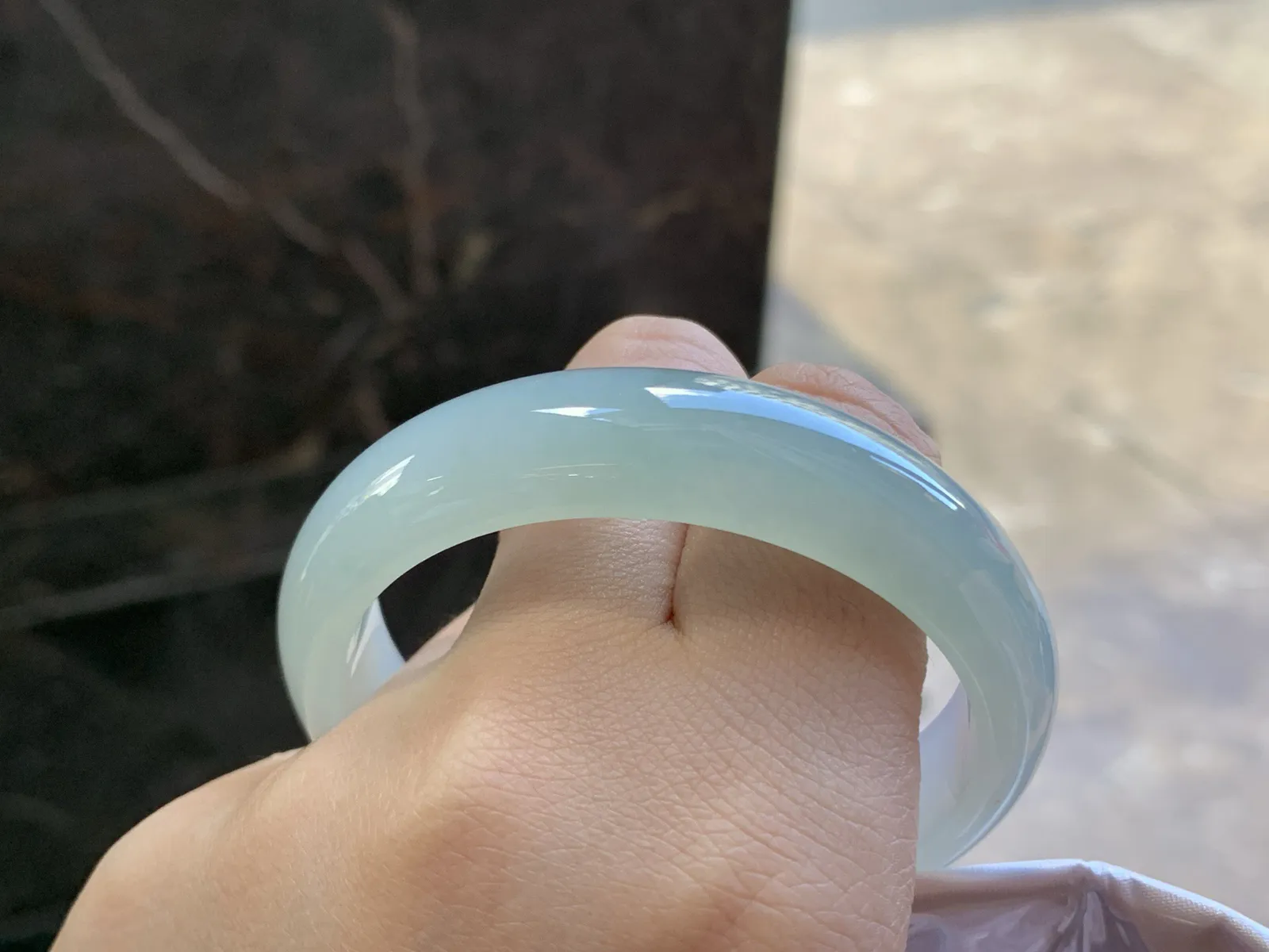 52-13-7.2

飘花手镯^_^玉质温润