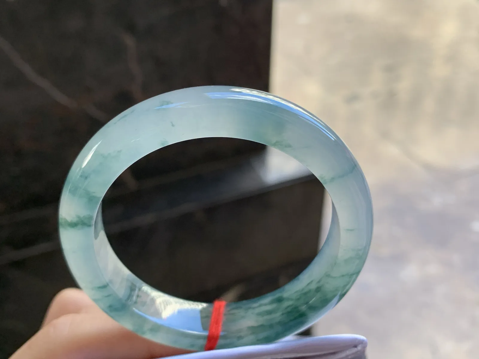 55-12.5-8.5

冰蓝花手镯^_^飘花浓郁 种水足