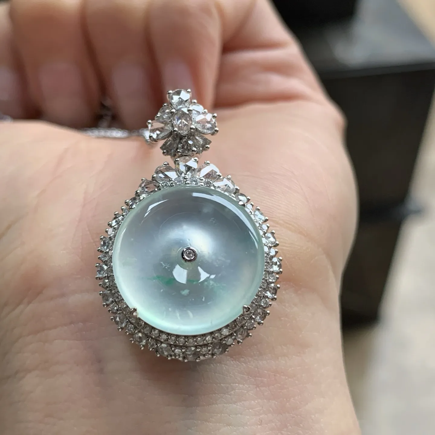 金钻镶嵌冰飘绿平安扣^_^荧光十足