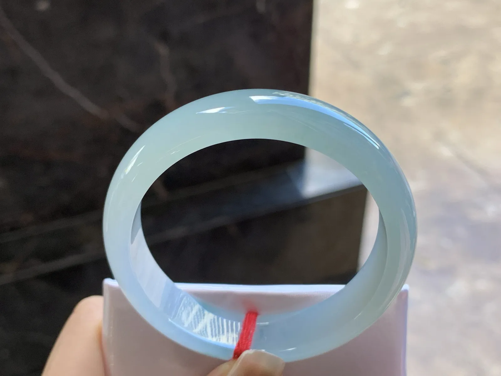 52-13-7.2

飘花手镯^_^玉质温润