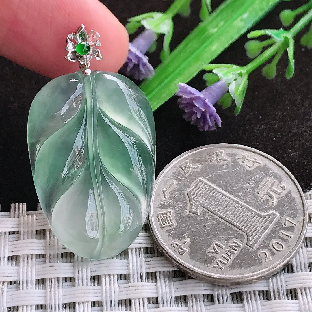 自然光29/19.5/4老坑18k金镶嵌冰种甜绿叶子吊坠翡翠玉坠挂件百搭