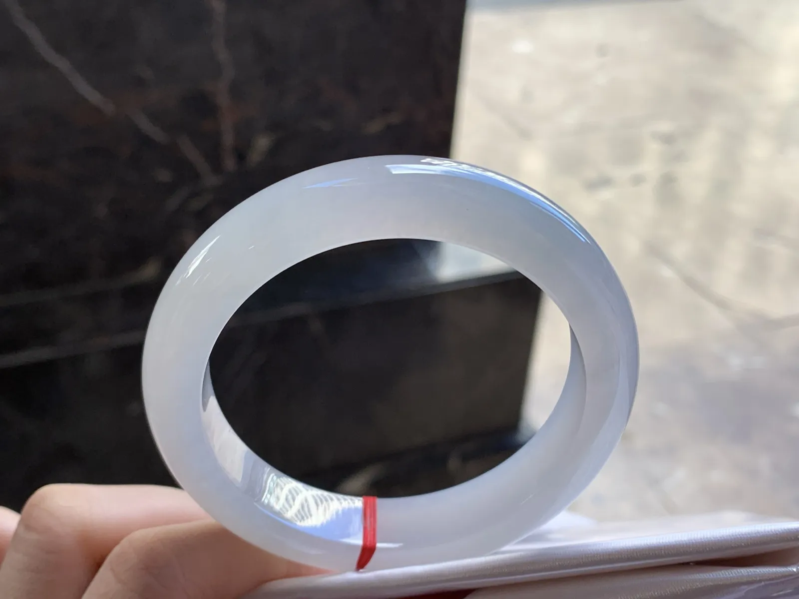 59.5-12.5-9.5

冰种手镯^_^水润清新