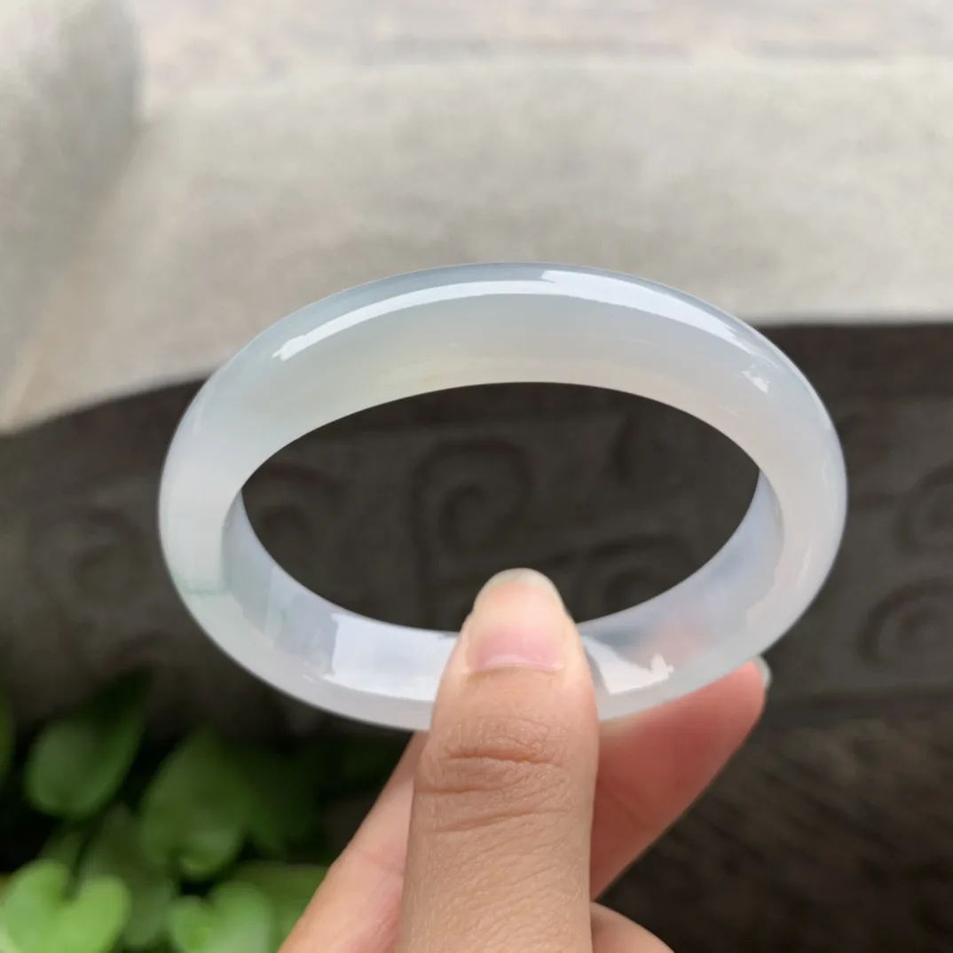 圈口 55.2-47.2-13-7【高冰飘花贵妃手镯】贵妃55 56可戴