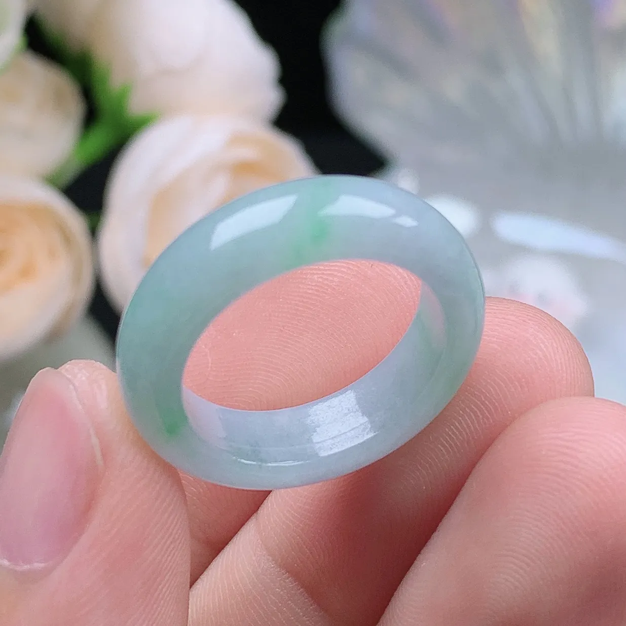 缅甸翡翠老坑种翡翠水润飘绿戒指玉指环  水润通透 尺寸：17.8-6.1-3.7mm 16号圈口1S