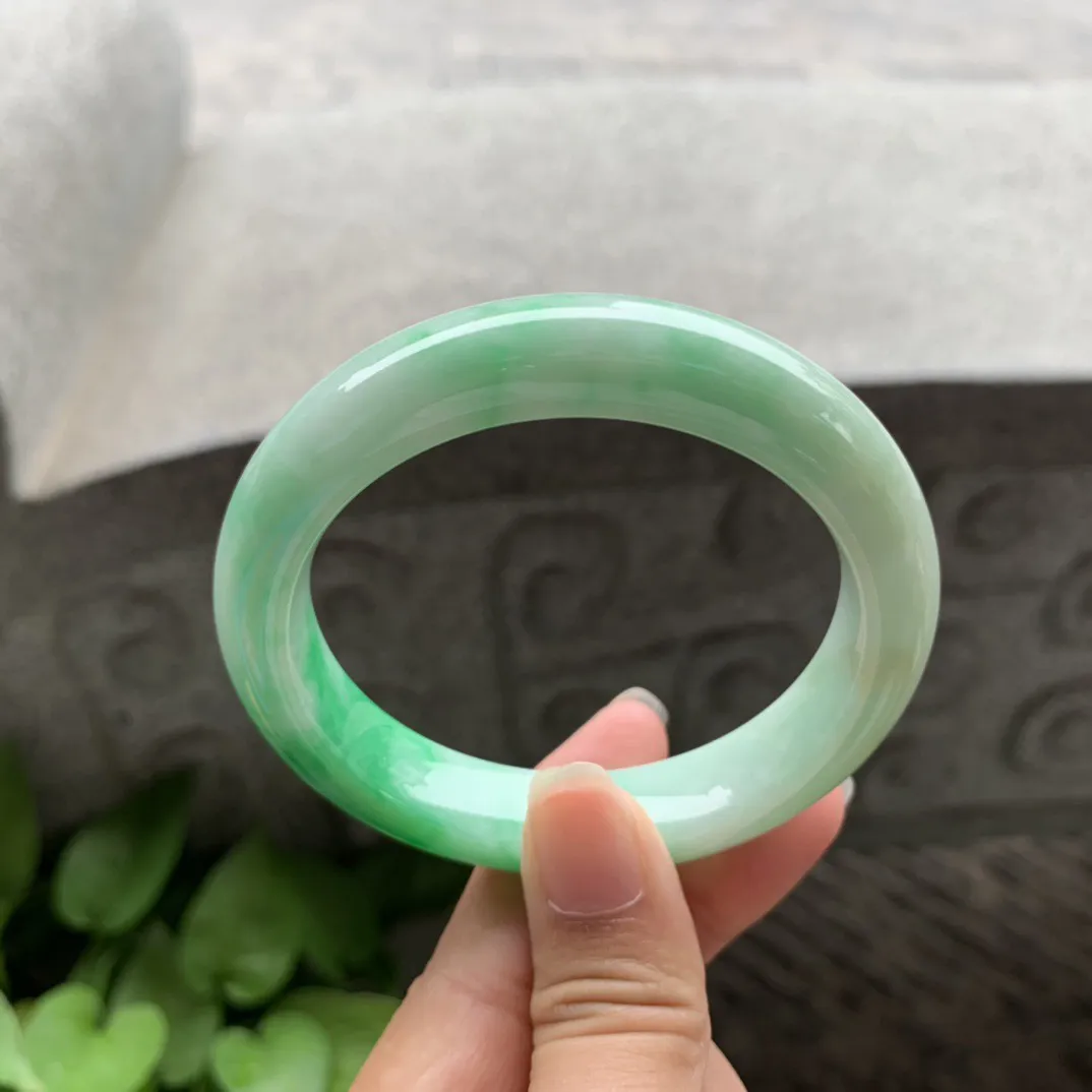 圈口54.7-12.3-9 【辣阳绿正圈手镯】正圈54 55可戴