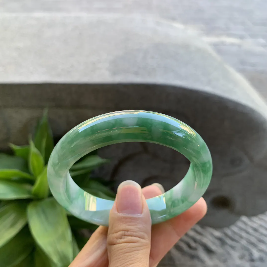 圈口55.8-13.2-7.8 【满辣绿正圈手镯】正圈55 56可戴