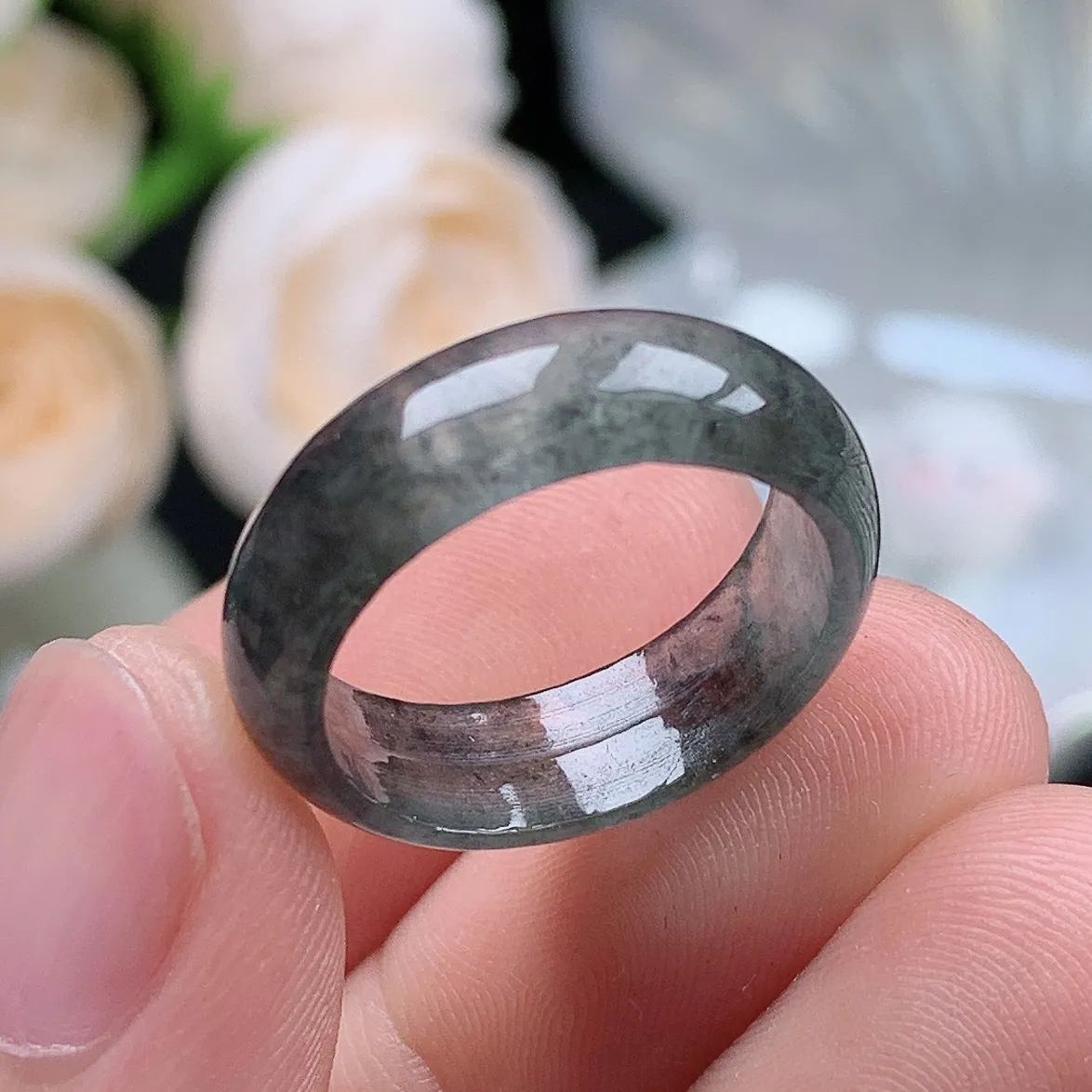 缅甸翡翠老坑冰种翡翠水润起胶冰乌鸡戒指玉指环  水润通透 尺寸：17.3-6.4-2.6mm 14-15号圈口1S