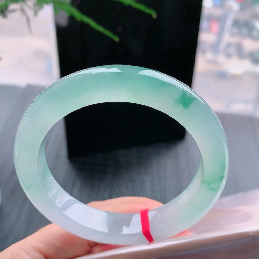 正圈冰玻飘花 无瑕 尺寸:58.1/12.6/9.6 胶感十足