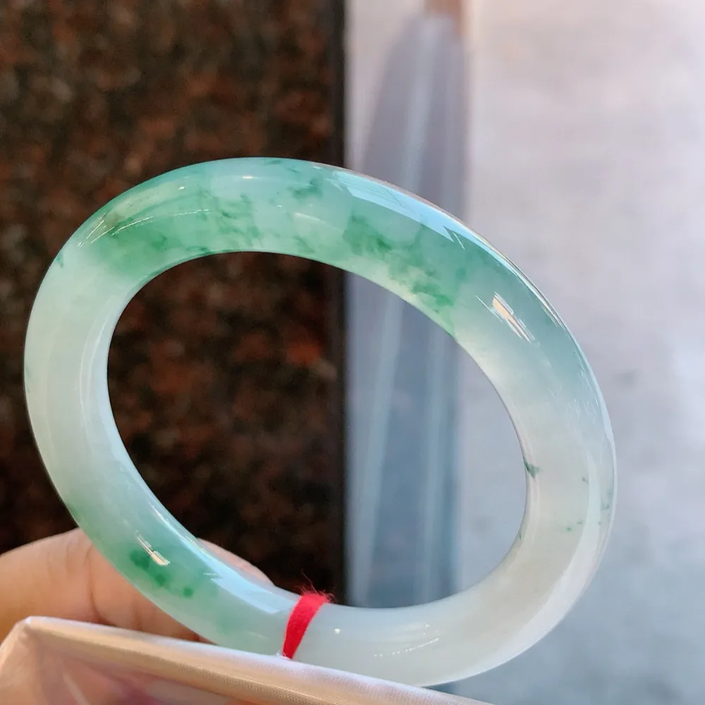 圆条冰飘花 无瑕 尺寸:54.1/10.2 花美