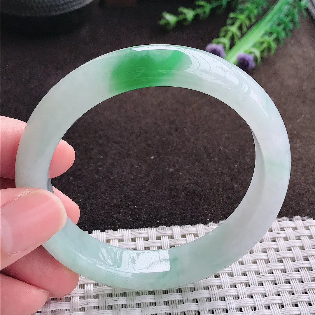 天然a货翡翠58/13/8.6老坑冰胶水灵飘绿手镯宽边翡翠玉镯美人镯