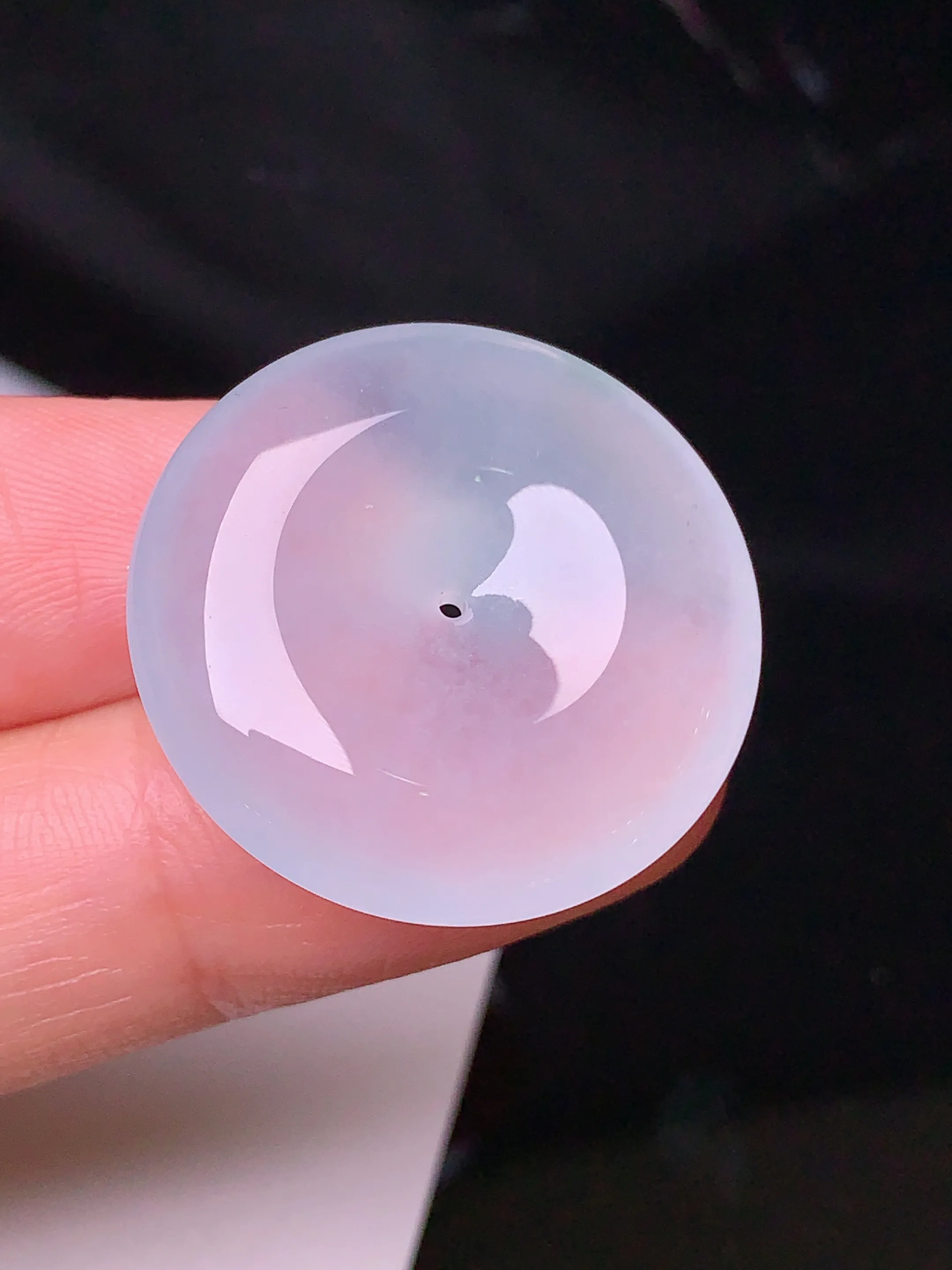 冰种平安扣吊坠 玉质细腻 色泽清新艳丽 整体尺寸25.8*6.6