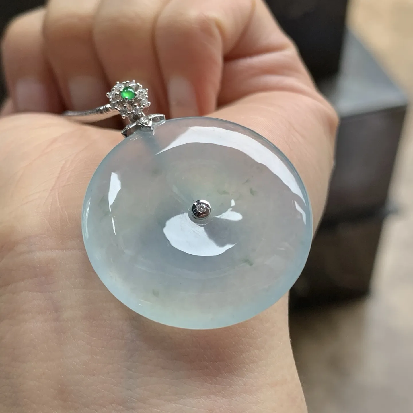 金镶嵌冰种平安扣^_^冰透水润