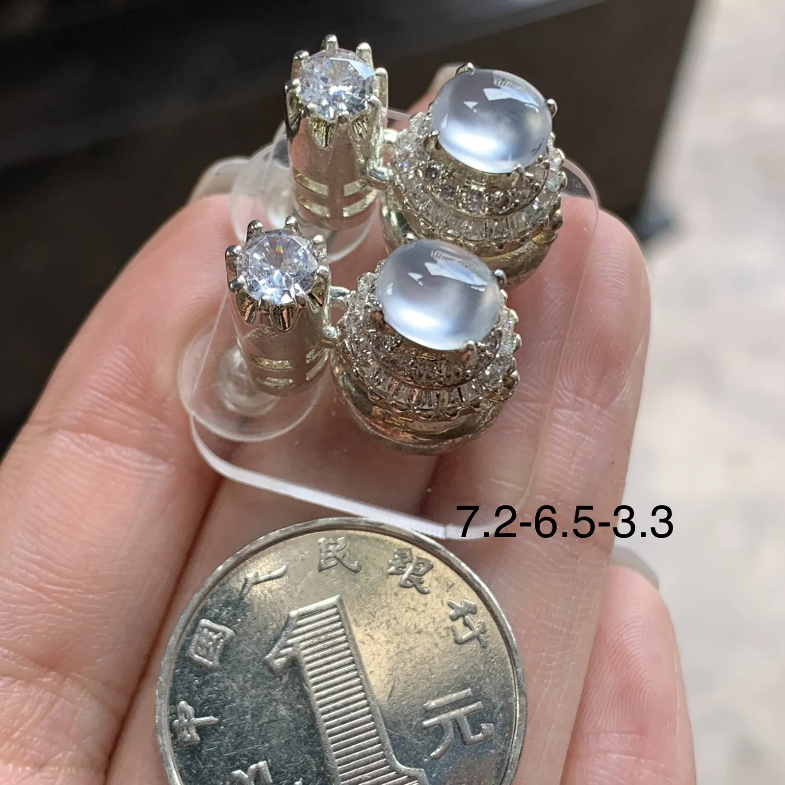 冰种戒面一对^_^种水透亮