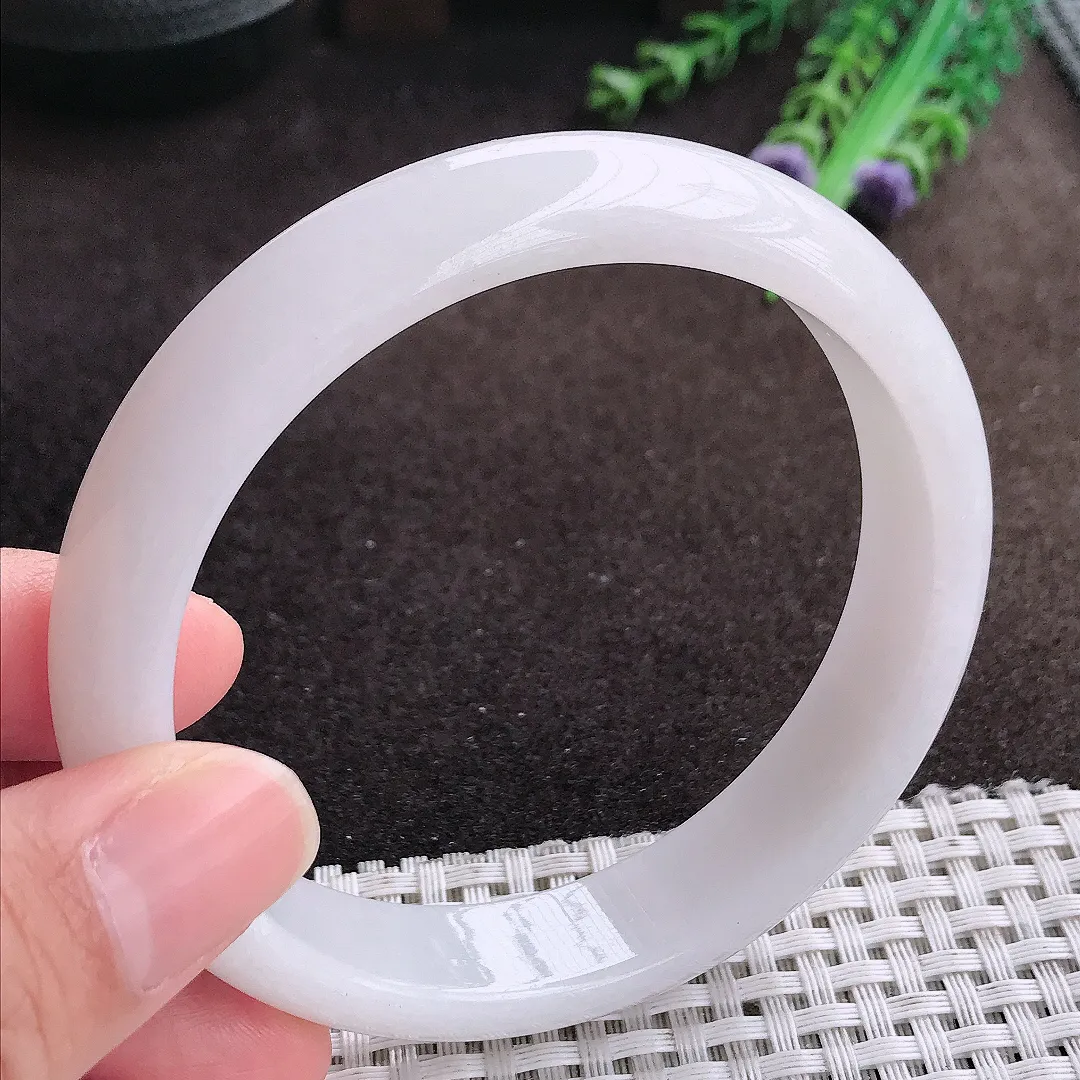 天然a货翡翠63/13.8/8老坑秀气温润白月光大圈口手镯宽边翡翠玉镯美人镯