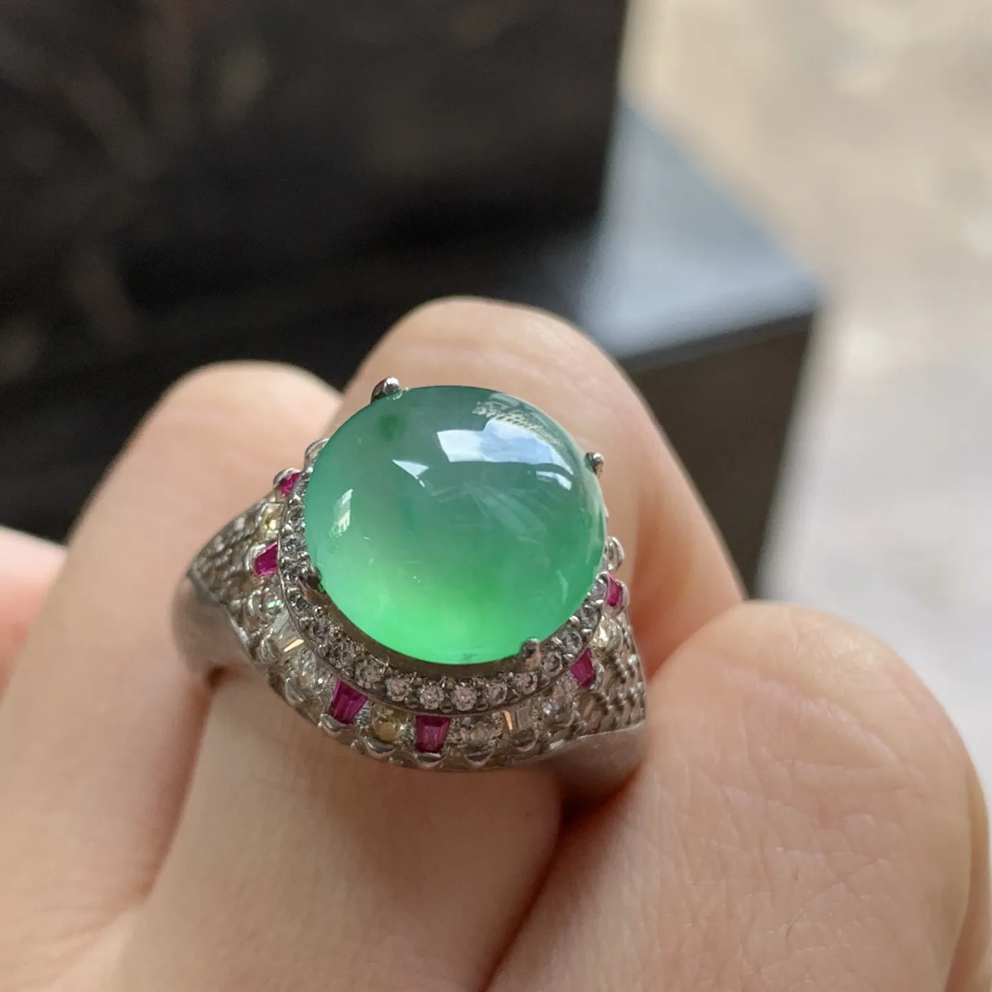 冰飘绿戒面^_^冰绿清透 铜拖