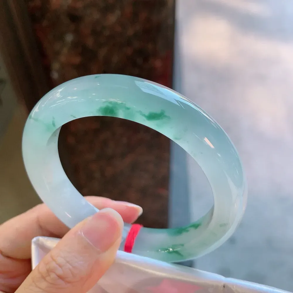 正圈冰玻飘花 无瑕 尺寸:59.3/12.4/10.1 花美 种水好🥰🥰